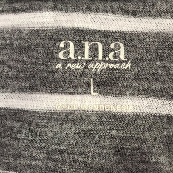 a.n.a tee shirt. - Picture 4 of 5
